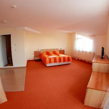 Hotell Akre 3*