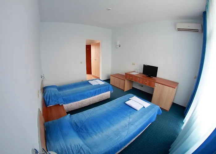 акре Хотел Каварна