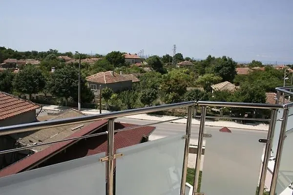 акре Хотел Каварна